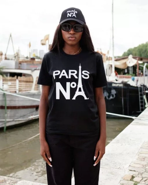 T-SHIRT COL ROND NOIR IMPRIMÉ FACE LOGO PARIS N°1 BLANC